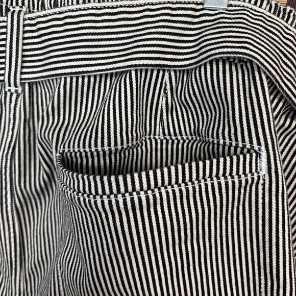 Lane Bryant Black And White Stripe High Rise Bermuda Belted Shorts Size 26‎ - Picture 5 of 9